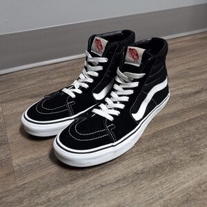 Vans Sk8-Hi Black/White High-Top Unisex Mens 7.5/Womens 9